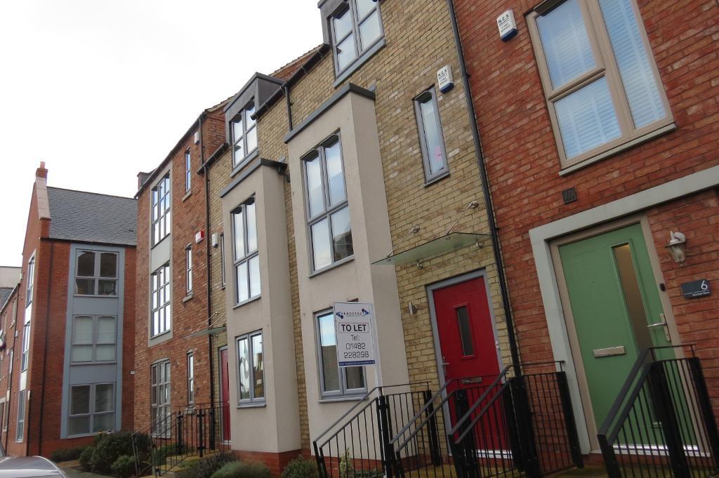 <c:out value='Blanket Row, Hull, HU1 1AX'/>