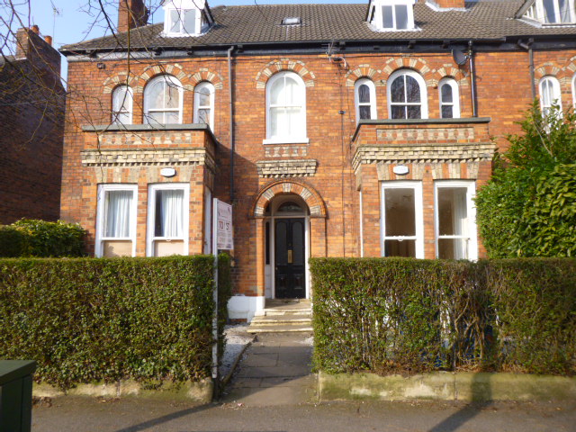 <c:out value='Park Avenue, Hull, HU5 3ER'/>